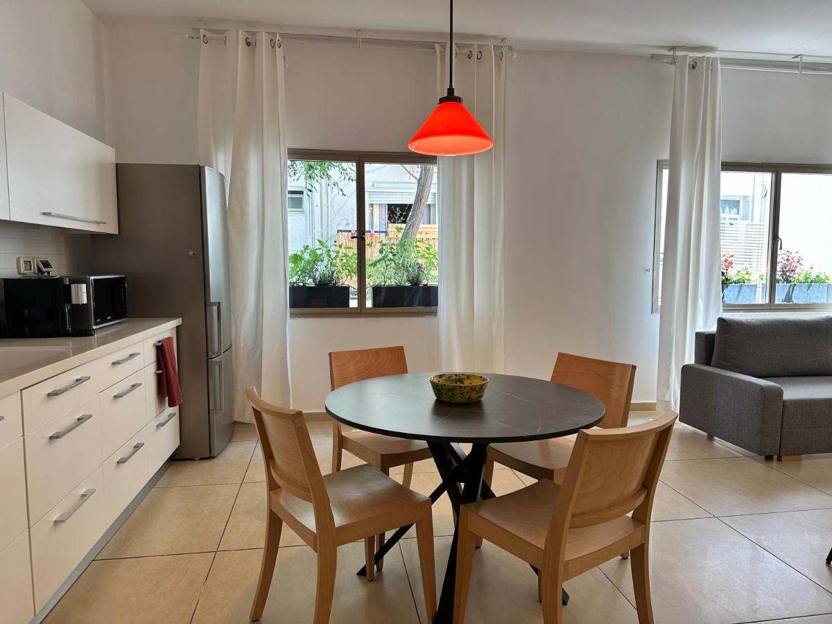 Roza Apartment テル・アビブ エクステリア 写真